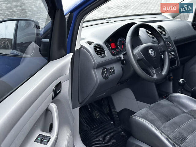 Синий Фольксваген Кадди, объемом двигателя 1.9 л и пробегом 361 тыс. км за 7650 $, фото 7 на Automoto.ua