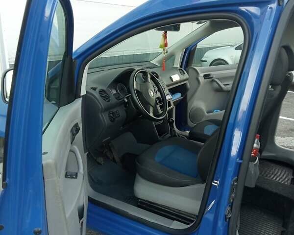 Синий Фольксваген Кадди, объемом двигателя 2 л и пробегом 189 тыс. км за 6700 $, фото 6 на Automoto.ua