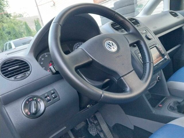 Синий Фольксваген Кадди, объемом двигателя 1.4 л и пробегом 200 тыс. км за 7500 $, фото 11 на Automoto.ua