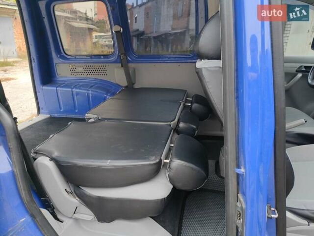 Синий Фольксваген Кадди, объемом двигателя 1.4 л и пробегом 250 тыс. км за 5950 $, фото 14 на Automoto.ua