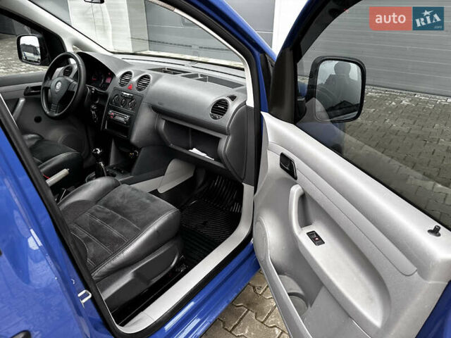 Синий Фольксваген Кадди, объемом двигателя 1.9 л и пробегом 361 тыс. км за 7650 $, фото 11 на Automoto.ua