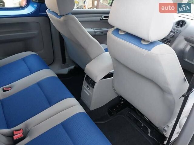 Синий Фольксваген Кадди, объемом двигателя 1.4 л и пробегом 200 тыс. км за 7500 $, фото 29 на Automoto.ua