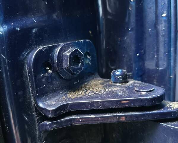 Синий Фольксваген Кадди, объемом двигателя 1.9 л и пробегом 193 тыс. км за 11350 $, фото 40 на Automoto.ua