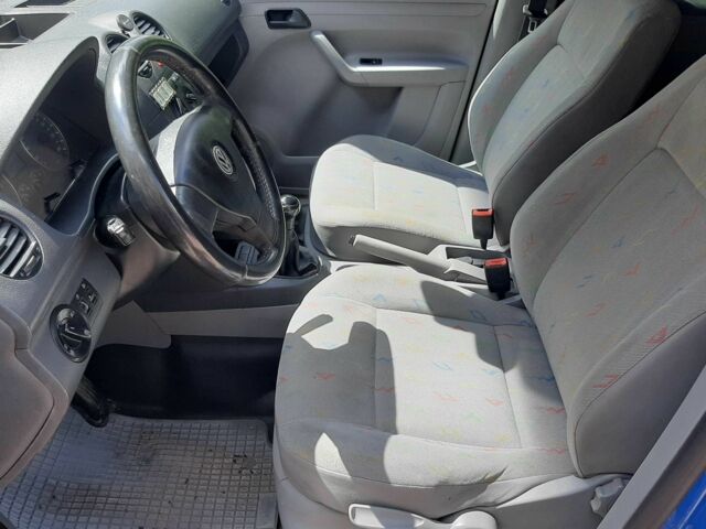 Синий Фольксваген Кадди, объемом двигателя 2 л и пробегом 398 тыс. км за 6600 $, фото 11 на Automoto.ua