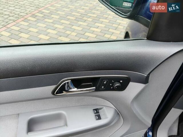 Синий Фольксваген Кадди, объемом двигателя 1.9 л и пробегом 193 тыс. км за 11350 $, фото 17 на Automoto.ua