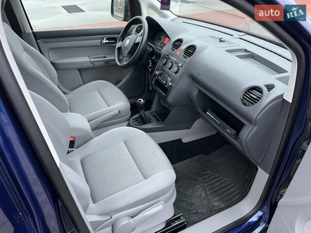 Синий Фольксваген Кадди, объемом двигателя 1.39 л и пробегом 266 тыс. км за 7499 $, фото 34 на Automoto.ua