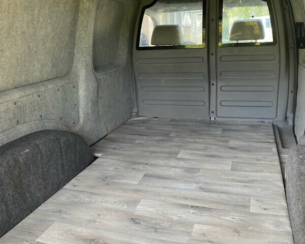 Синий Фольксваген Кадди, объемом двигателя 1.9 л и пробегом 235 тыс. км за 6200 $, фото 14 на Automoto.ua