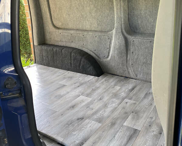 Синий Фольксваген Кадди, объемом двигателя 1.9 л и пробегом 235 тыс. км за 6200 $, фото 18 на Automoto.ua