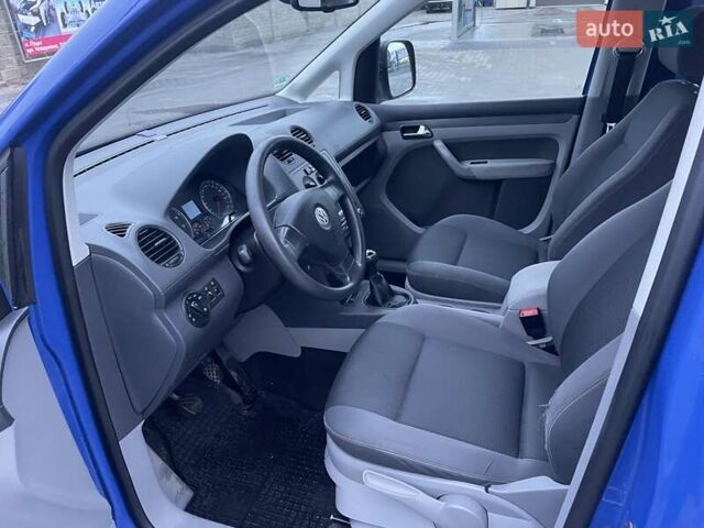 Синий Фольксваген Кадди, объемом двигателя 1.98 л и пробегом 235 тыс. км за 6100 $, фото 6 на Automoto.ua