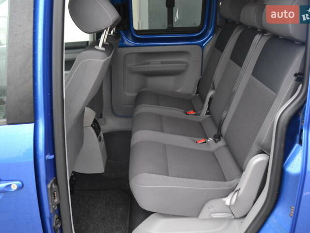 Синій Фольксваген Кадді, об'ємом двигуна 1.6 л та пробігом 216 тис. км за 9950 $, фото 21 на Automoto.ua