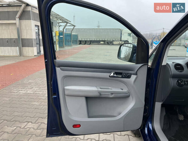 Синий Фольксваген Кадди, объемом двигателя 1.39 л и пробегом 266 тыс. км за 7499 $, фото 21 на Automoto.ua