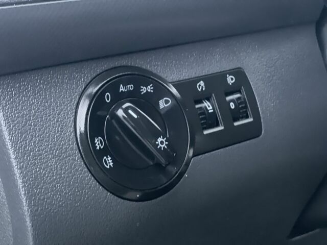 Синий Фольксваген Кадди, объемом двигателя 1.9 л и пробегом 239 тыс. км за 7300 $, фото 12 на Automoto.ua