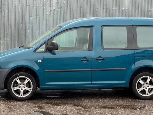 Синій Фольксваген Кадді, об'ємом двигуна 1.6 л та пробігом 206 тис. км за 5000 $, фото 13 на Automoto.ua