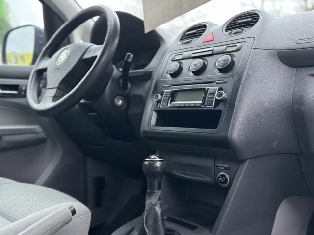 Синий Фольксваген Кадди, объемом двигателя 1.4 л и пробегом 266 тыс. км за 7550 $, фото 20 на Automoto.ua