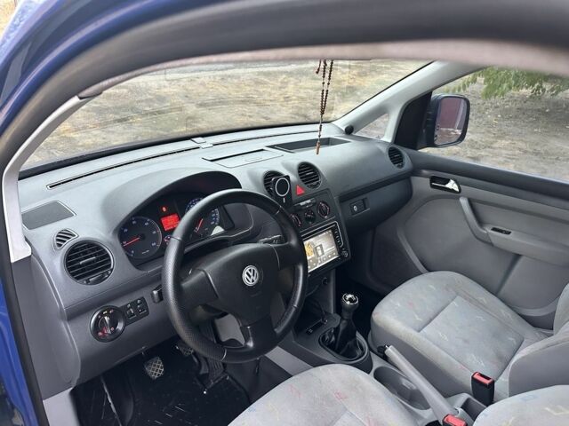 Синій Фольксваген Кадді, об'ємом двигуна 1.9 л та пробігом 241 тис. км за 8999 $, фото 21 на Automoto.ua