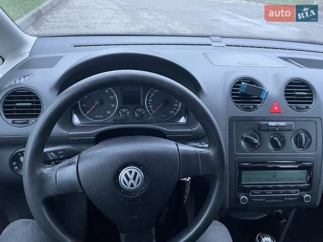 Синий Фольксваген Кадди, объемом двигателя 1.98 л и пробегом 235 тыс. км за 6100 $, фото 10 на Automoto.ua