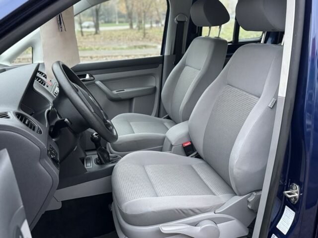 Синий Фольксваген Кадди, объемом двигателя 1.4 л и пробегом 266 тыс. км за 7550 $, фото 10 на Automoto.ua