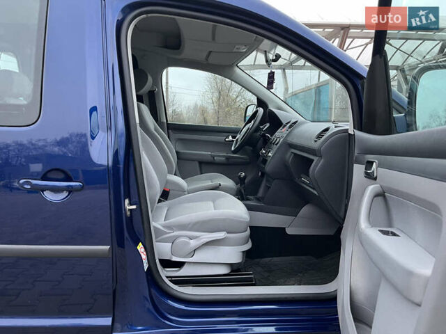 Синий Фольксваген Кадди, объемом двигателя 1.39 л и пробегом 266 тыс. км за 7499 $, фото 32 на Automoto.ua