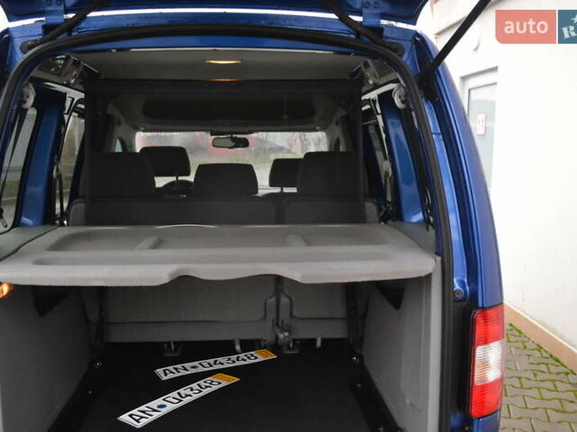 Синій Фольксваген Кадді, об'ємом двигуна 1.6 л та пробігом 216 тис. км за 9950 $, фото 24 на Automoto.ua