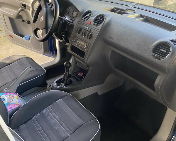 Синий Фольксваген Кадди, объемом двигателя 1.9 л и пробегом 235 тыс. км за 6200 $, фото 16 на Automoto.ua