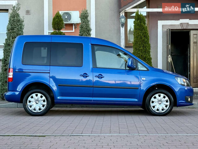 Синий Фольксваген Кадди, объемом двигателя 0 л и пробегом 246 тыс. км за 10850 $, фото 2 на Automoto.ua