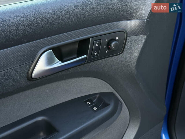 Синий Фольксваген Кадди, объемом двигателя 0 л и пробегом 246 тыс. км за 10850 $, фото 56 на Automoto.ua