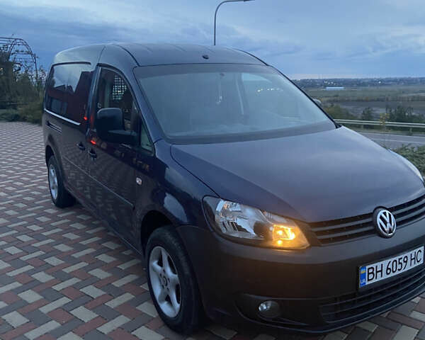 Синий Фольксваген Кадди, объемом двигателя 1.6 л и пробегом 186 тыс. км за 6800 $, фото 2 на Automoto.ua