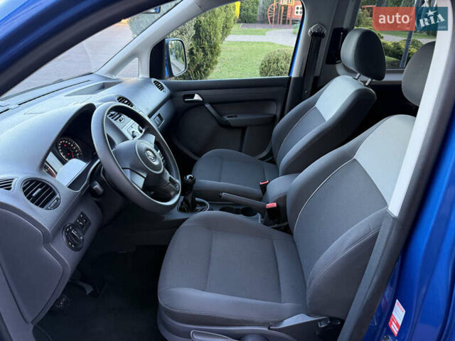 Синий Фольксваген Кадди, объемом двигателя 0 л и пробегом 246 тыс. км за 10850 $, фото 34 на Automoto.ua