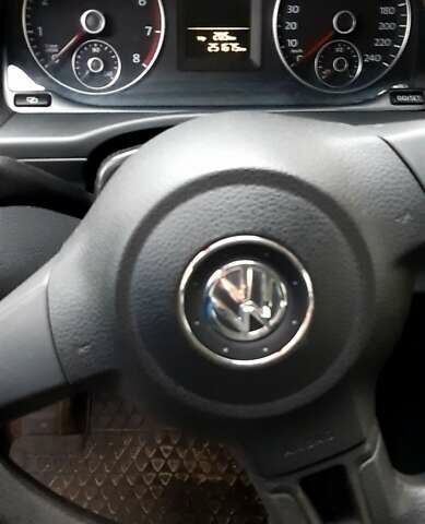 Синій Фольксваген Кадді, об'ємом двигуна 1.2 л та пробігом 251 тис. км за 6300 $, фото 10 на Automoto.ua