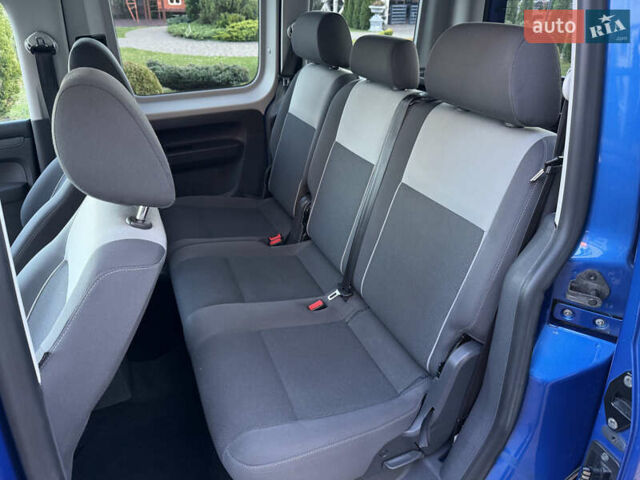 Синий Фольксваген Кадди, объемом двигателя 0 л и пробегом 246 тыс. км за 10850 $, фото 58 на Automoto.ua