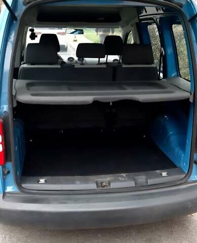 Синій Фольксваген Кадді, об'ємом двигуна 1.2 л та пробігом 251 тис. км за 6300 $, фото 2 на Automoto.ua