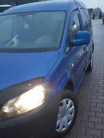 Синий Фольксваген Кадди, объемом двигателя 1.6 л и пробегом 235 тыс. км за 9200 $, фото 5 на Automoto.ua