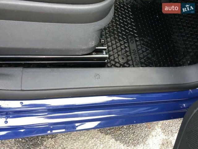 Синій Фольксваген Кадді, об'ємом двигуна 2 л та пробігом 200 тис. км за 10500 $, фото 12 на Automoto.ua