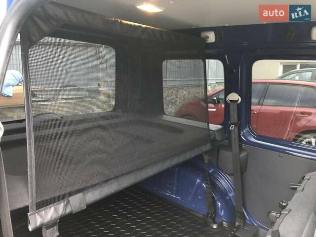 Синій Фольксваген Кадді, об'ємом двигуна 2 л та пробігом 200 тис. км за 10500 $, фото 11 на Automoto.ua