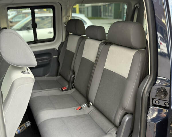 Синий Фольксваген Кадди, объемом двигателя 1.6 л и пробегом 183 тыс. км за 12499 $, фото 16 на Automoto.ua