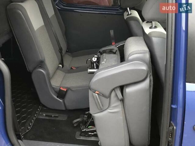 Синій Фольксваген Кадді, об'ємом двигуна 2 л та пробігом 200 тис. км за 10500 $, фото 28 на Automoto.ua