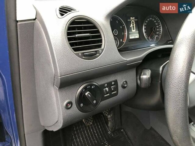 Синій Фольксваген Кадді, об'ємом двигуна 2 л та пробігом 200 тис. км за 10500 $, фото 21 на Automoto.ua