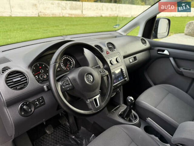 Фольксваген Кадди 2013 в Луцке на Automoto.ua Синий Фольксваген Кадди, объемом двигателя 1.6 л и пробегом 231 тыс. км за 10899 $, фото 16 на Automoto.ua