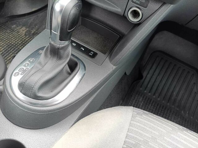 Синий Фольксваген Кадди, объемом двигателя 1.6 л и пробегом 227 тыс. км за 11999 $, фото 20 на Automoto.ua