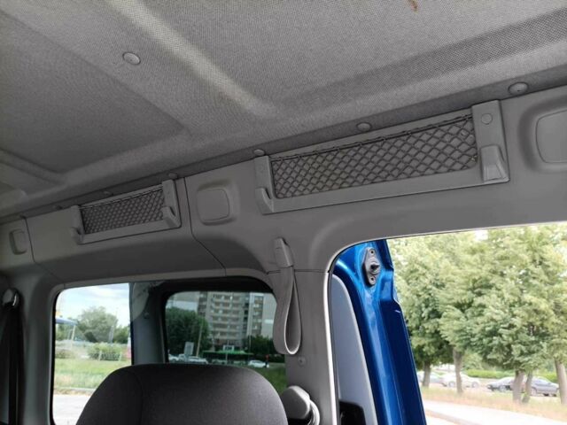 Синий Фольксваген Кадди, объемом двигателя 1.6 л и пробегом 227 тыс. км за 11999 $, фото 16 на Automoto.ua