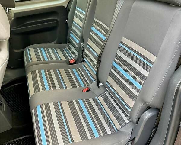 Синій Фольксваген Кадді, об'ємом двигуна 1.6 л та пробігом 230 тис. км за 12950 $, фото 31 на Automoto.ua