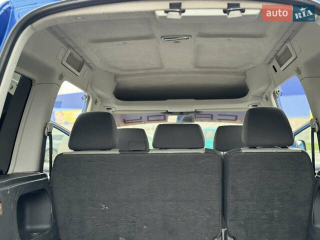 Синій Фольксваген Кадді, об'ємом двигуна 1.6 л та пробігом 251 тис. км за 12000 $, фото 22 на Automoto.ua