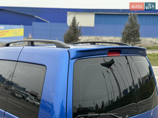 Синій Фольксваген Кадді, об'ємом двигуна 1.6 л та пробігом 251 тис. км за 12000 $, фото 8 на Automoto.ua