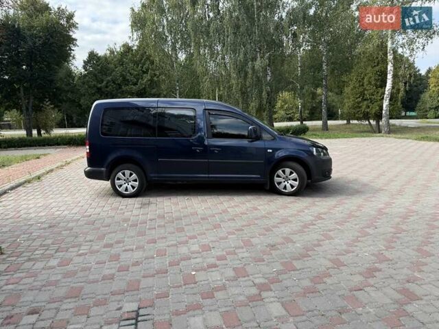 Синий Фольксваген Кадди, объемом двигателя 2 л и пробегом 350 тыс. км за 12000 $, фото 3 на Automoto.ua