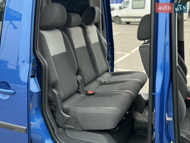 Синій Фольксваген Кадді, об'ємом двигуна 1.6 л та пробігом 251 тис. км за 12000 $, фото 20 на Automoto.ua