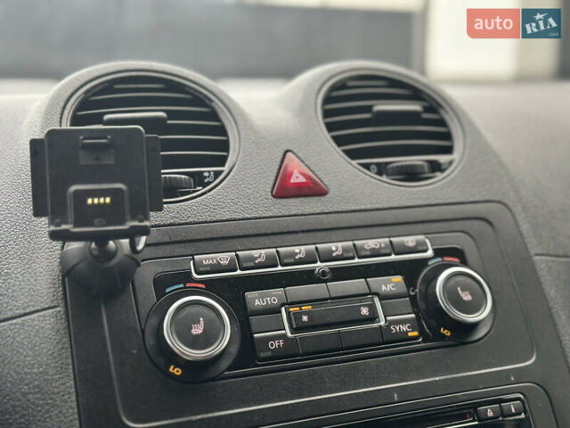 Фольксваген Кадди 2014 в Луцке на Automoto.ua Синий Фольксваген Кадди, объемом двигателя 1.6 л и пробегом 237 тыс. км за 12450 $, фото 45 на Automoto.ua