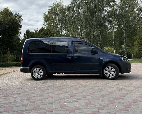 Синий Фольксваген Кадди, объемом двигателя 2 л и пробегом 350 тыс. км за 12000 $, фото 2 на Automoto.ua