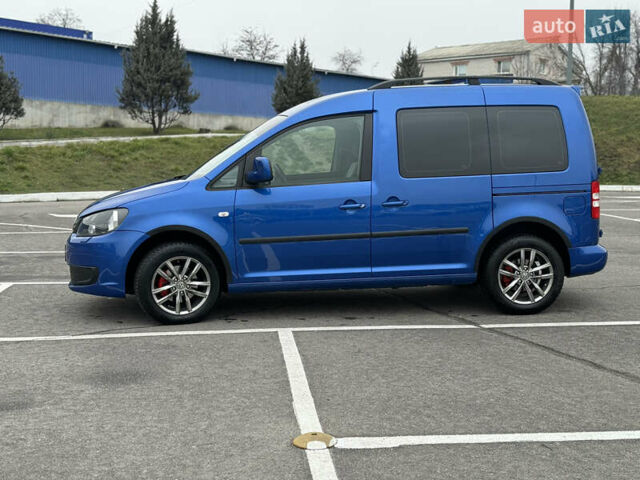 Синій Фольксваген Кадді, об'ємом двигуна 1.6 л та пробігом 251 тис. км за 12000 $, фото 5 на Automoto.ua