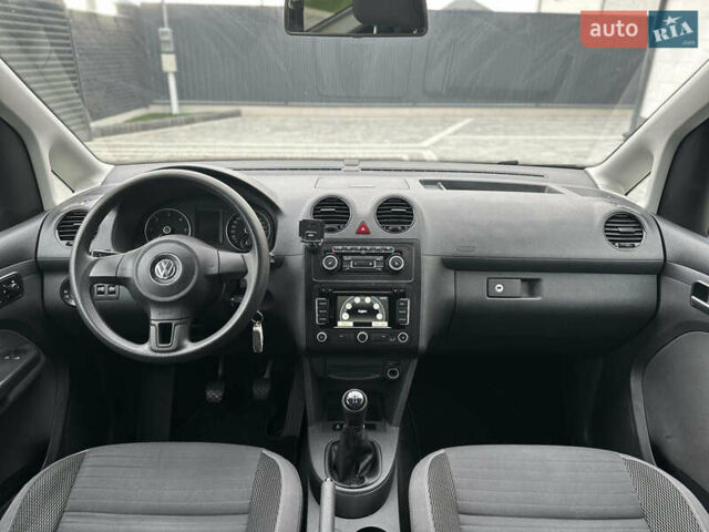 Фольксваген Кадди 2014 в Луцке на Automoto.ua Синий Фольксваген Кадди, объемом двигателя 1.6 л и пробегом 237 тыс. км за 12450 $, фото 27 на Automoto.ua