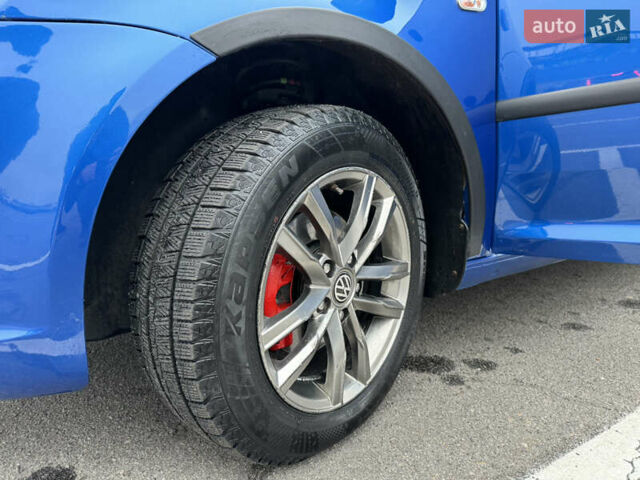 Синій Фольксваген Кадді, об'ємом двигуна 1.6 л та пробігом 251 тис. км за 12000 $, фото 12 на Automoto.ua